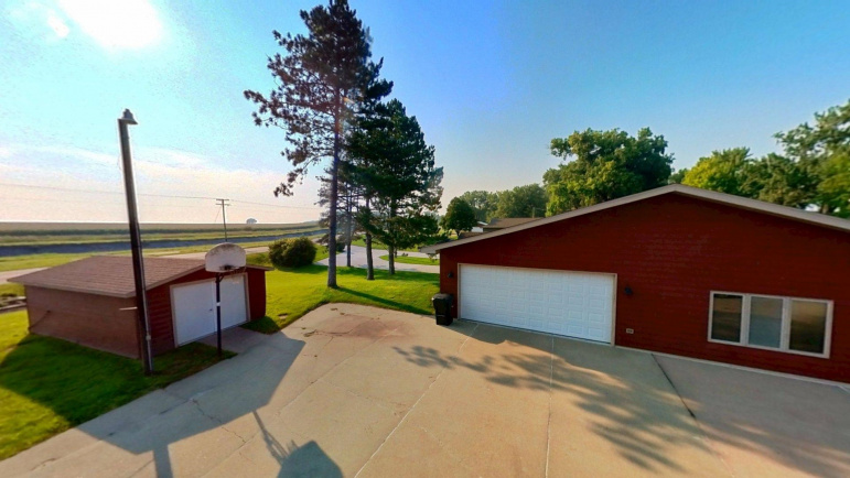 33 Mallard Cove Drive 19A Johnson Lake, Nebraska 68937, 4 Bedrooms Bedrooms, ,5 BathroomsBathrooms,Residential,For Sale,33 Mallard Cove Drive 19A,20251067