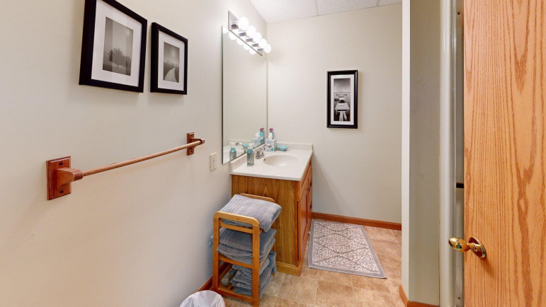 33 Mallard Cove Drive 19A Johnson Lake, Nebraska 68937, 4 Bedrooms Bedrooms, ,5 BathroomsBathrooms,Residential,For Sale,33 Mallard Cove Drive 19A,20251067