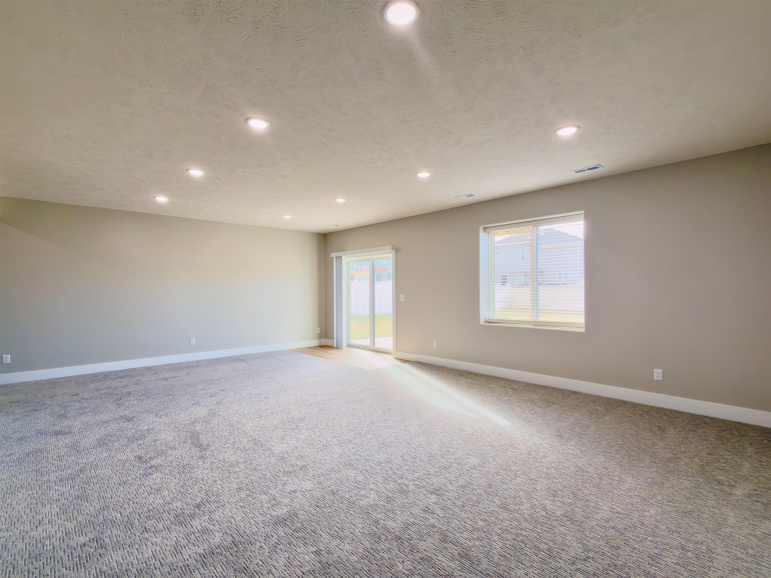 4808 15th Avenue Place Kearney, Nebraska 68847, 5 Bedrooms Bedrooms, ,3 BathroomsBathrooms,Residential,For Sale,4808 15th Avenue Place,20251561