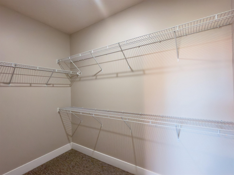 4808 15th Avenue Place Kearney, Nebraska 68847, 5 Bedrooms Bedrooms, ,3 BathroomsBathrooms,Residential,For Sale,4808 15th Avenue Place,20251561