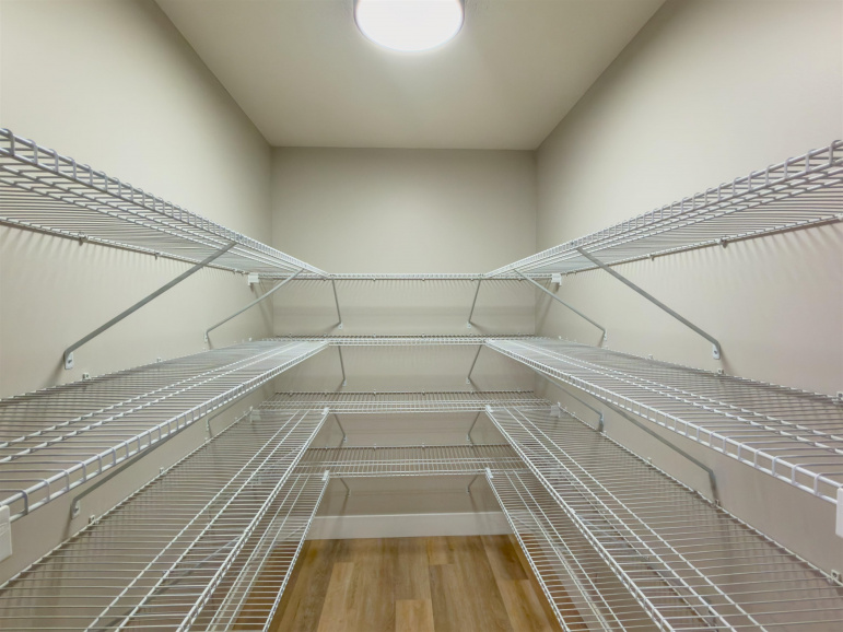 4808 15th Avenue Place Kearney, Nebraska 68847, 5 Bedrooms Bedrooms, ,3 BathroomsBathrooms,Residential,For Sale,4808 15th Avenue Place,20251561