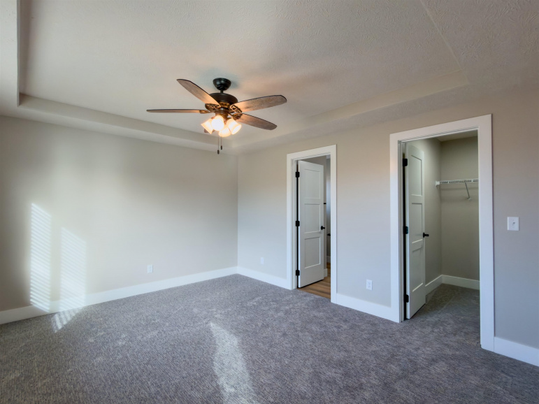 4808 15th Avenue Place Kearney, Nebraska 68847, 5 Bedrooms Bedrooms, ,3 BathroomsBathrooms,Residential,For Sale,4808 15th Avenue Place,20251561