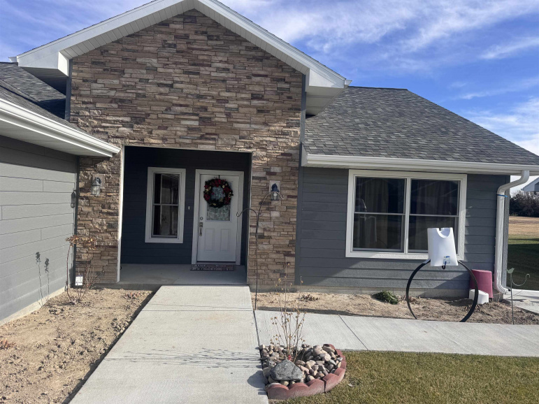 1700 Independence Avenue Lexington, Nebraska 68850, 3 Bedrooms Bedrooms, ,2 BathroomsBathrooms,Residential,For Sale,1700 Independence Avenue,20251565