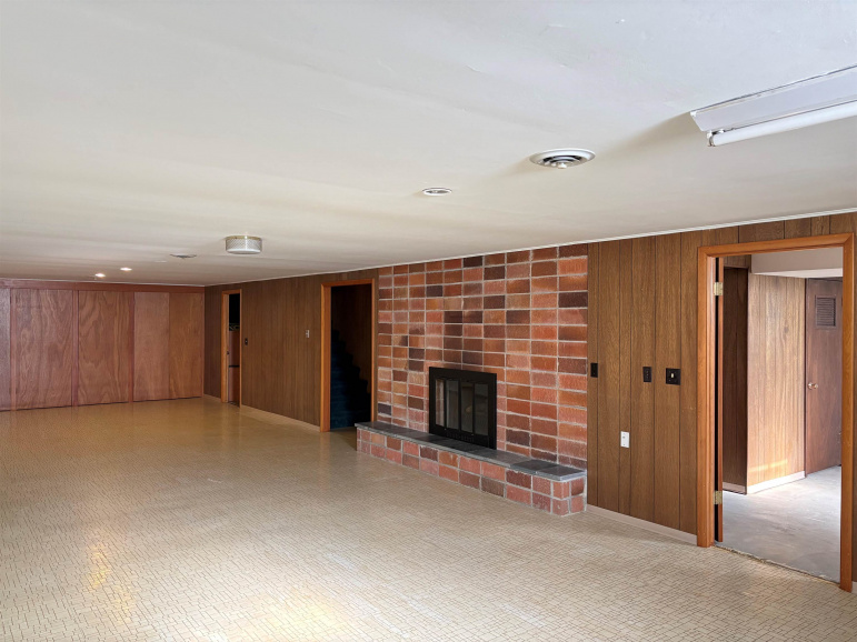 406 N Clay Street Eustis, Nebraska 69028, 3 Bedrooms Bedrooms, ,2 BathroomsBathrooms,Residential,For Sale,406 N Clay Street,20251573