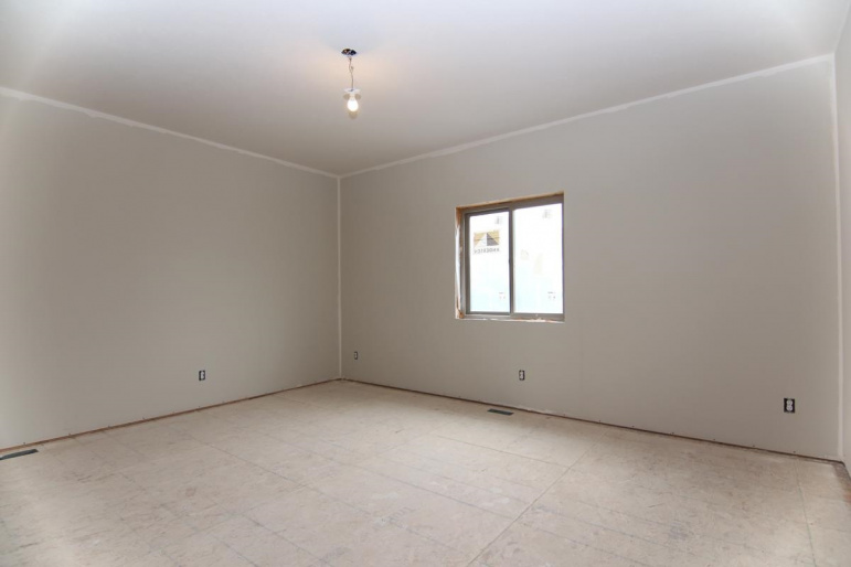 1014 W 42nd Street Kearney, Nebraska 68845, 4 Bedrooms Bedrooms, ,3 BathroomsBathrooms,Residential,For Sale,1014 W 42nd Street,20251586