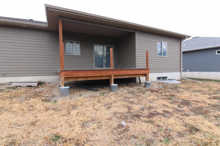 1014 W 42nd Street Kearney, Nebraska 68845, 4 Bedrooms Bedrooms, ,3 BathroomsBathrooms,Residential,For Sale,1014 W 42nd Street,20251586