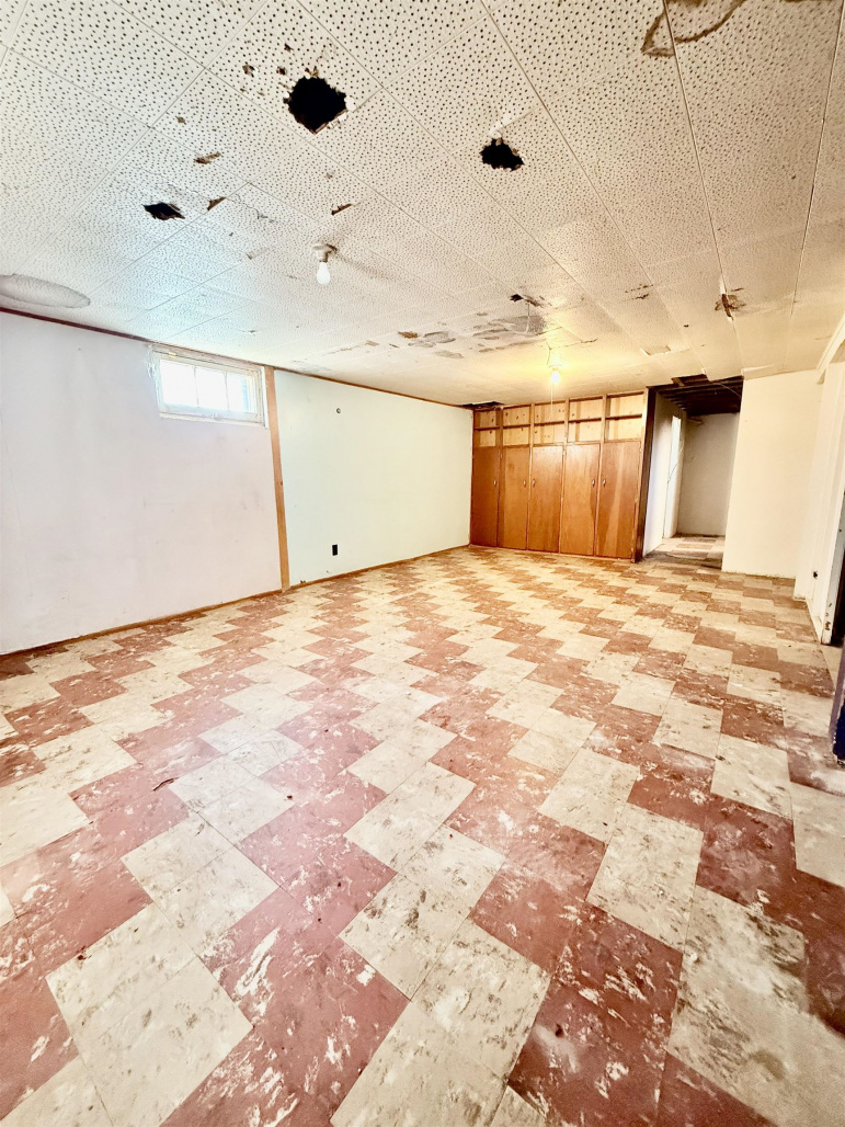 501 16th Avenue Franklin, Nebraska 68939, 2 Bedrooms Bedrooms, ,2 BathroomsBathrooms,Residential,For Sale,501 16th Avenue,20251609