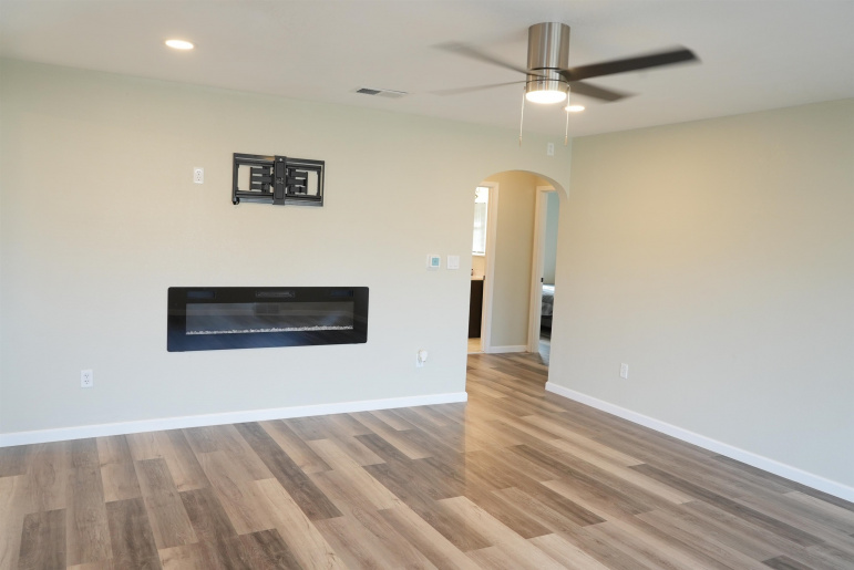 321 W 12th Street Cozad, Nebraska 69130, 3 Bedrooms Bedrooms, ,1 BathroomBathrooms,Residential,For Sale,321 W 12th Street,20251614