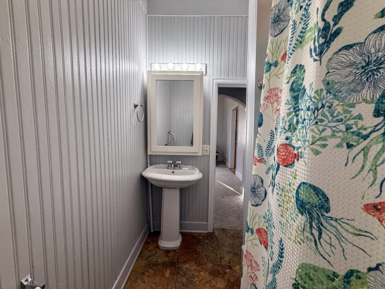 1615 B Avenue Gothenburg, Nebraska 69138, 3 Bedrooms Bedrooms, ,1 BathroomBathrooms,Residential,For Sale,1615 B Avenue,20251638