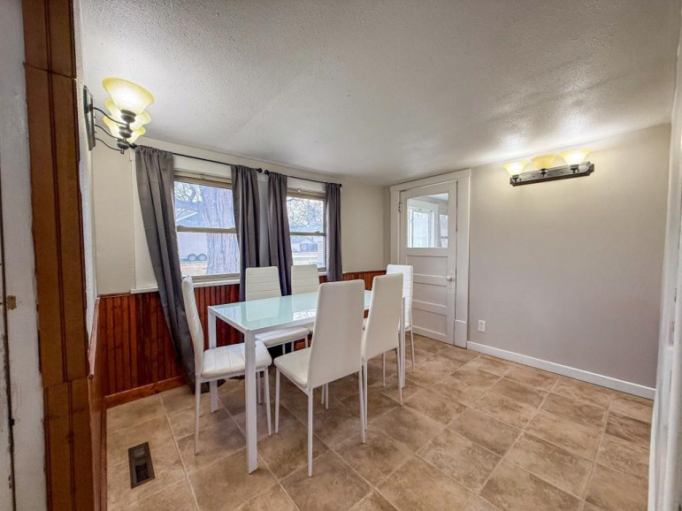 1615 B Avenue Gothenburg, Nebraska 69138, 3 Bedrooms Bedrooms, ,1 BathroomBathrooms,Residential,For Sale,1615 B Avenue,20251638