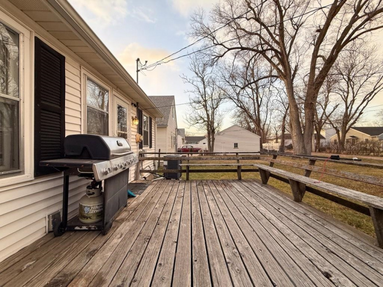 1415 Woodlawn Avenue Lexington, Nebraska 68850, 3 Bedrooms Bedrooms, ,2 BathroomsBathrooms,Residential,For Sale,1415 Woodlawn Avenue,20251653