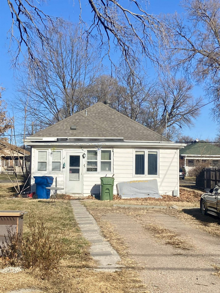 423 E 27th Street Kearney, Nebraska 68847, ,Multi-family,For Sale,423 E 27th Street,20251671