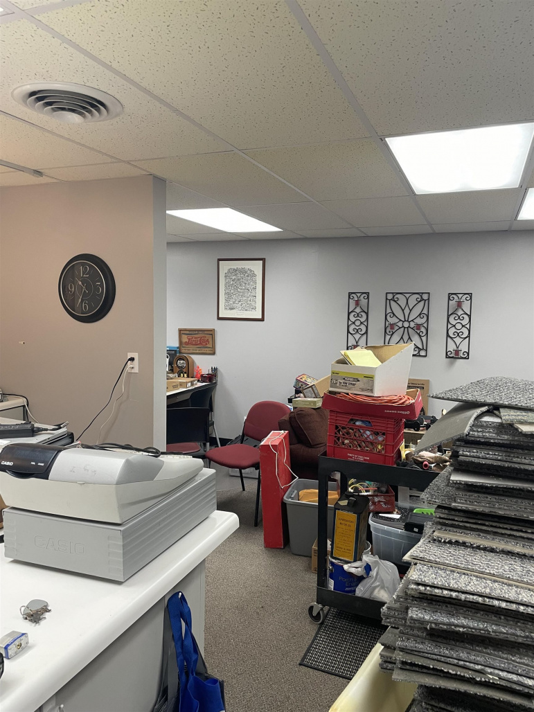 121 E 2nd Street Hastings, Nebraska 68901-0000, ,Commercial/industrial,For Sale,121 E 2nd Street,20250921