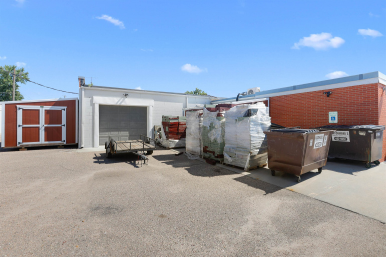 121 E 2nd Street Hastings, Nebraska 68901-0000, ,Commercial/industrial,For Sale,121 E 2nd Street,20250921