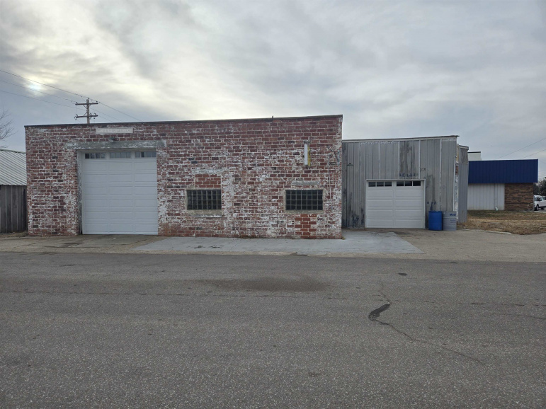 214 N Smith Avenue Kenesaw, Nebraska 68901, ,Commercial/industrial,For Sale,214 N Smith Avenue,20260029