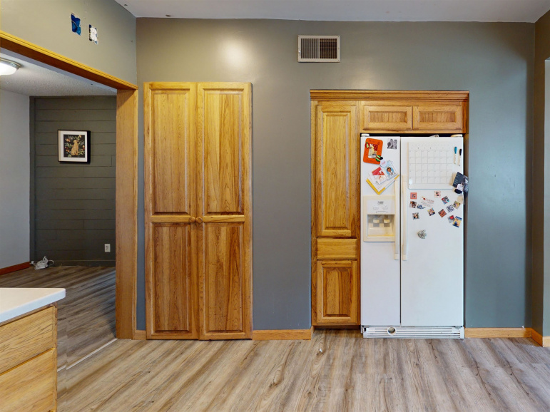 226 S Price Street Merna, Nebraska 68856, 6 Bedrooms Bedrooms, ,2 BathroomsBathrooms,Residential,For Sale,226 S Price Street,20251035