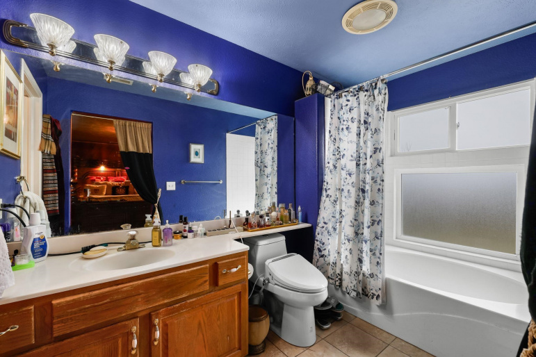 3235 Lakepark Lane Hastings, Nebraska 68901, 3 Bedrooms Bedrooms, ,3 BathroomsBathrooms,Residential,For Sale,3235 Lakepark Lane,20260041