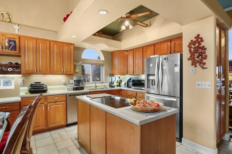 3235 Lakepark Lane Hastings, Nebraska 68901, 3 Bedrooms Bedrooms, ,3 BathroomsBathrooms,Residential,For Sale,3235 Lakepark Lane,20260041