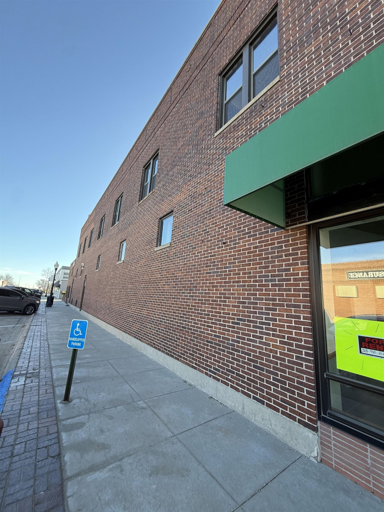 829 Lake Avenue Gothenburg, Nebraska 69138, ,Commercial/industrial,For Rent,829 Lake Avenue,20260056