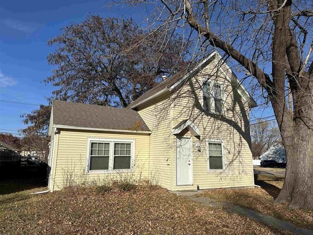 222 E 30th Street Kearney, Nebraska 68847, 3 Bedrooms Bedrooms, ,1 BathroomBathrooms,Residential,For Sale,222 E 30th Street,20260066