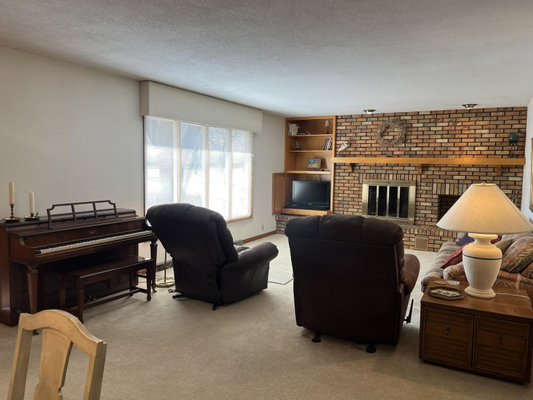 1602 Little Sioux Lane Cozad, Nebraska 69130, 3 Bedrooms Bedrooms, ,2 BathroomsBathrooms,Residential,For Sale,1602 Little Sioux Lane,20260072