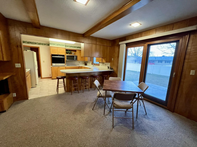 1602 Little Sioux Lane Cozad, Nebraska 69130, 3 Bedrooms Bedrooms, ,2 BathroomsBathrooms,Residential,For Sale,1602 Little Sioux Lane,20260072