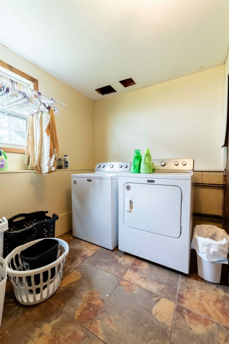 1930 N Adams Central Avenue Juniata, Nebraska 68955, 3 Bedrooms Bedrooms, ,3 BathroomsBathrooms,Residential,For Sale,1930 N Adams Central Avenue,20250798