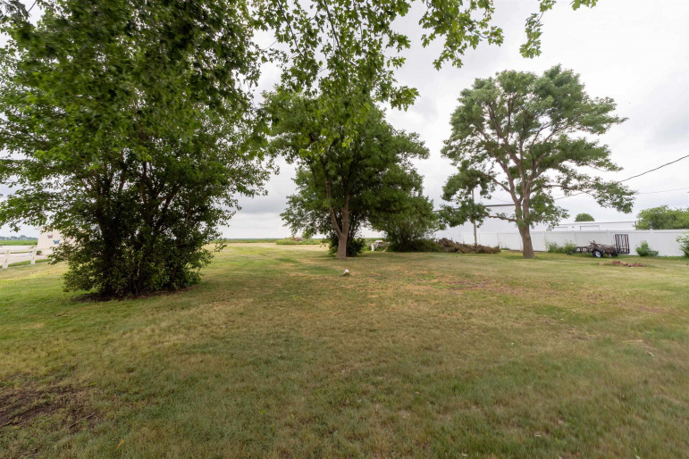 1930 N Adams Central Avenue Juniata, Nebraska 68955, 3 Bedrooms Bedrooms, ,3 BathroomsBathrooms,Residential,For Sale,1930 N Adams Central Avenue,20250798