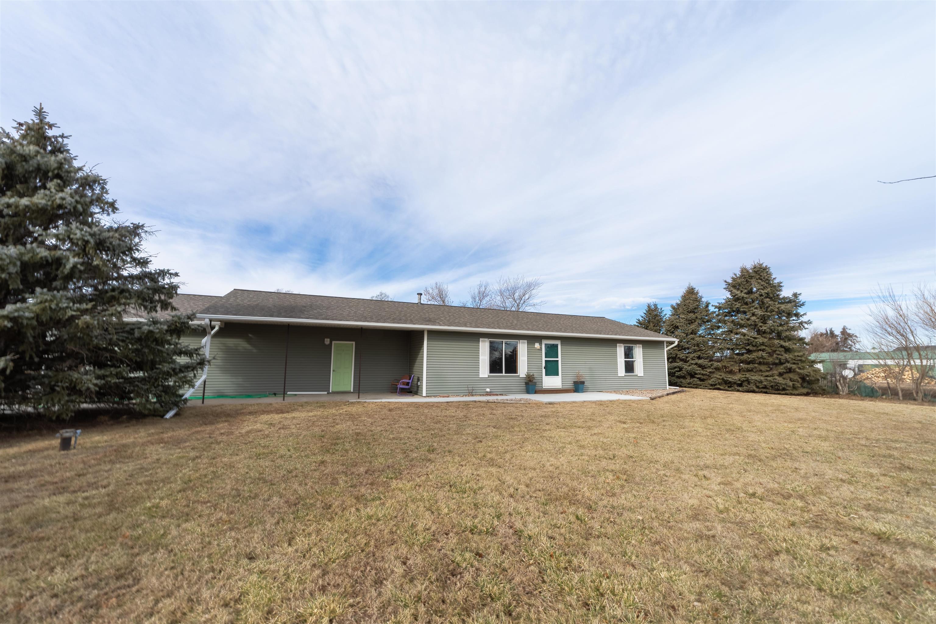 5147 W 42nd Street Juniata, Nebraska 68955, 2 Bedrooms Bedrooms, ,2 BathroomsBathrooms,Residential,For Sale,5147 W 42nd Street,20260077