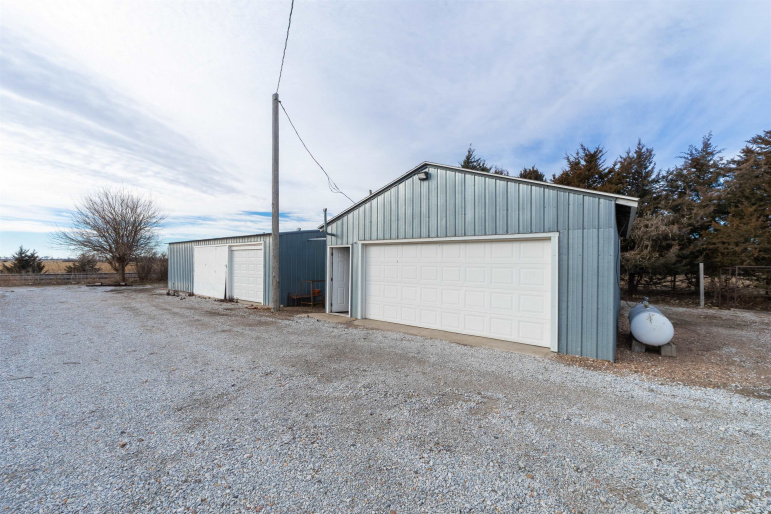 5147 W 42nd Street Juniata, Nebraska 68955, 2 Bedrooms Bedrooms, ,2 BathroomsBathrooms,Residential,For Sale,5147 W 42nd Street,20260077