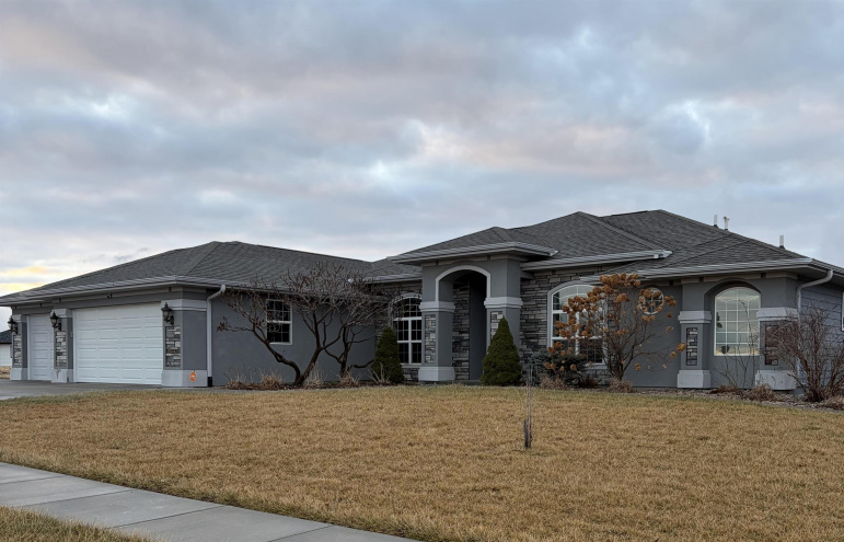 3805 W 38th Street Hastings, Nebraska 68901-0000, 5 Bedrooms Bedrooms, ,3 BathroomsBathrooms,Residential,For Sale,3805 W 38th Street,20260076