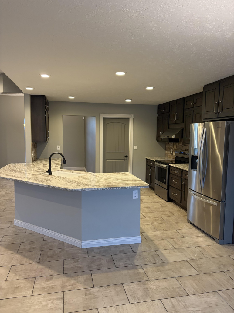 3805 W 38th Street Hastings, Nebraska 68901-0000, 5 Bedrooms Bedrooms, ,3 BathroomsBathrooms,Residential,For Sale,3805 W 38th Street,20260076