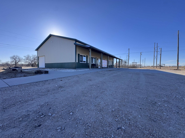 75256 434 Road Lexington, Nebraska 68850, ,Commercial/industrial,For Rent,75256 434 Road,20260080
