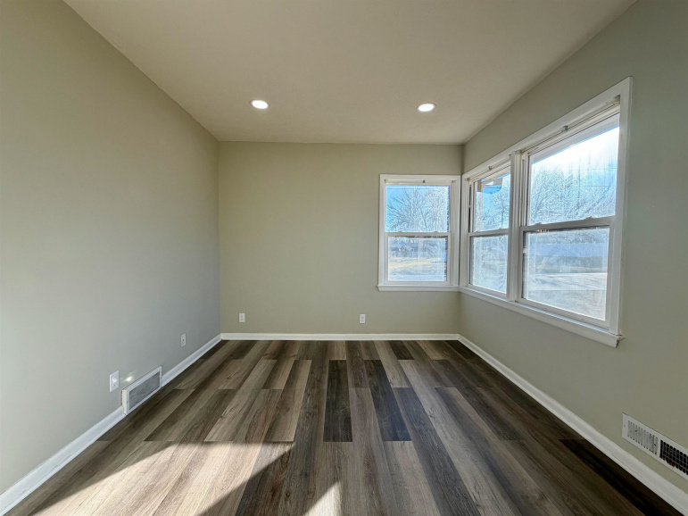 1105 Jefferson Avenue Hastings, Nebraska 68901, 4 Bedrooms Bedrooms, ,2 BathroomsBathrooms,Residential,For Sale,1105 Jefferson Avenue,20260081