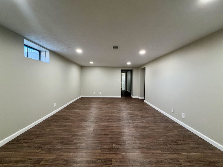 1105 Jefferson Avenue Hastings, Nebraska 68901, 4 Bedrooms Bedrooms, ,2 BathroomsBathrooms,Residential,For Sale,1105 Jefferson Avenue,20260081