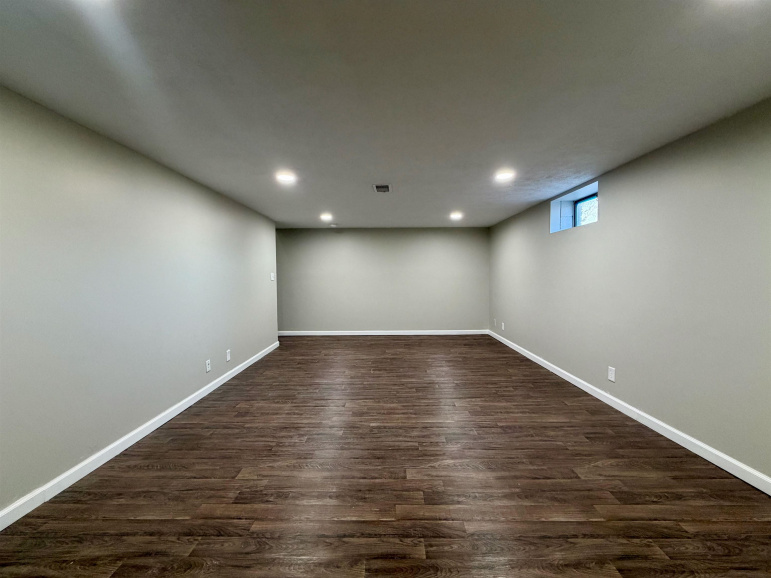 1105 Jefferson Avenue Hastings, Nebraska 68901, 4 Bedrooms Bedrooms, ,2 BathroomsBathrooms,Residential,For Sale,1105 Jefferson Avenue,20260081