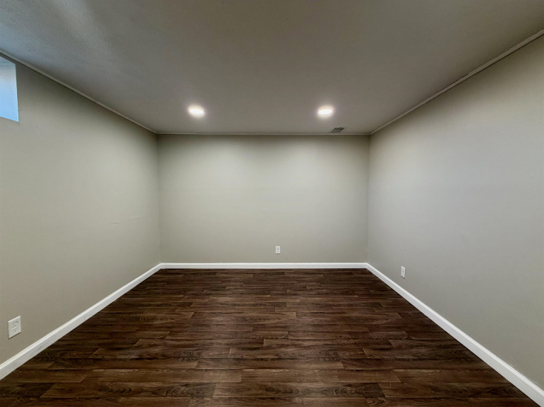 1105 Jefferson Avenue Hastings, Nebraska 68901, 4 Bedrooms Bedrooms, ,2 BathroomsBathrooms,Residential,For Sale,1105 Jefferson Avenue,20260081