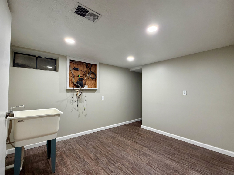 1105 Jefferson Avenue Hastings, Nebraska 68901, 4 Bedrooms Bedrooms, ,2 BathroomsBathrooms,Residential,For Sale,1105 Jefferson Avenue,20260081