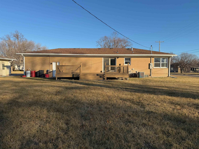 1105 Jefferson Avenue Hastings, Nebraska 68901, 4 Bedrooms Bedrooms, ,2 BathroomsBathrooms,Residential,For Sale,1105 Jefferson Avenue,20260081