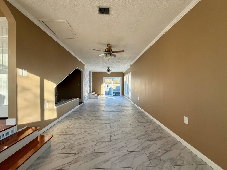 910 Jefferson Avenue Hastings, Nebraska 68901, 3 Bedrooms Bedrooms, ,2 BathroomsBathrooms,Residential,For Sale,910 Jefferson Avenue,20260090