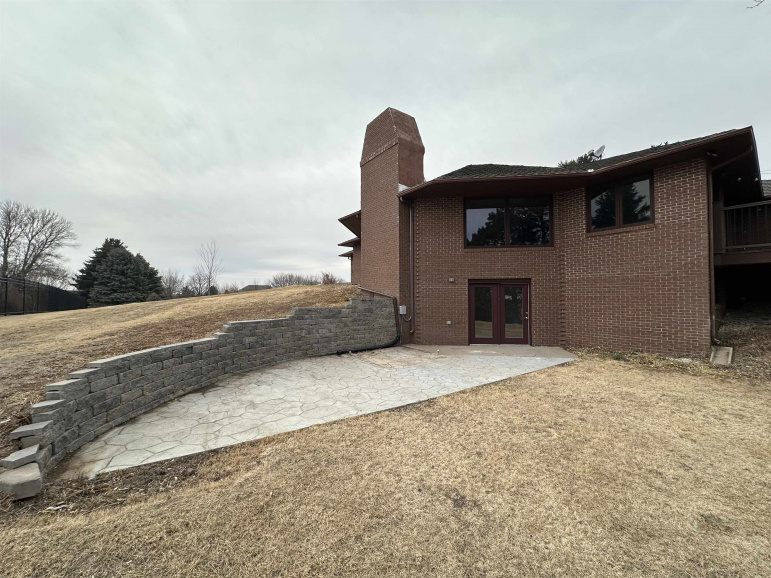 7 Crestview Dr Kearney, Nebraska 68845, 4 Bedrooms Bedrooms, ,3 BathroomsBathrooms,Residential,For Sale,7 Crestview Dr,20260086