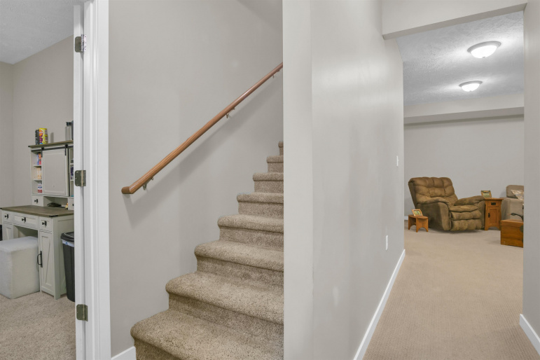 1304 Macy Lane Kearney, Nebraska 68845, 4 Bedrooms Bedrooms, ,3 BathroomsBathrooms,Residential,For Sale,1304 Macy Lane,20260093