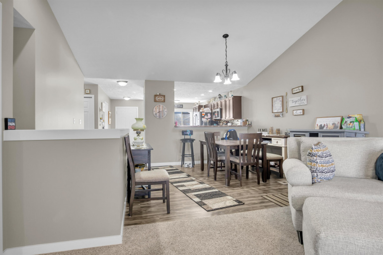 1304 Macy Lane Kearney, Nebraska 68845, 4 Bedrooms Bedrooms, ,3 BathroomsBathrooms,Residential,For Sale,1304 Macy Lane,20260093