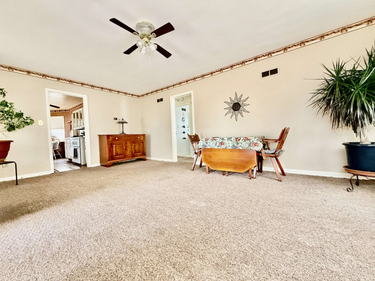 319 N Broad Street Campbell, Nebraska 68932, 2 Bedrooms Bedrooms, ,2 BathroomsBathrooms,Residential,For Sale,319 N Broad Street,20260138