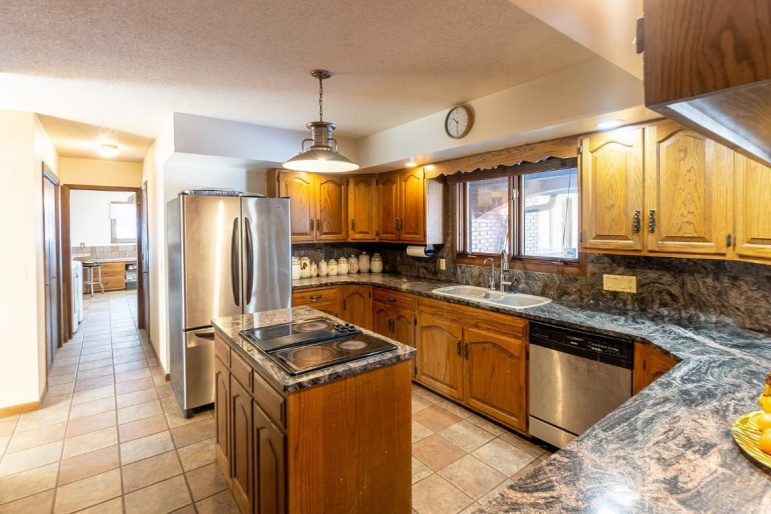 8585 2nd Avenue Kearney, Nebraska 68847, 5 Bedrooms Bedrooms, ,4 BathroomsBathrooms,Residential,For Sale,8585 2nd Avenue,20260135