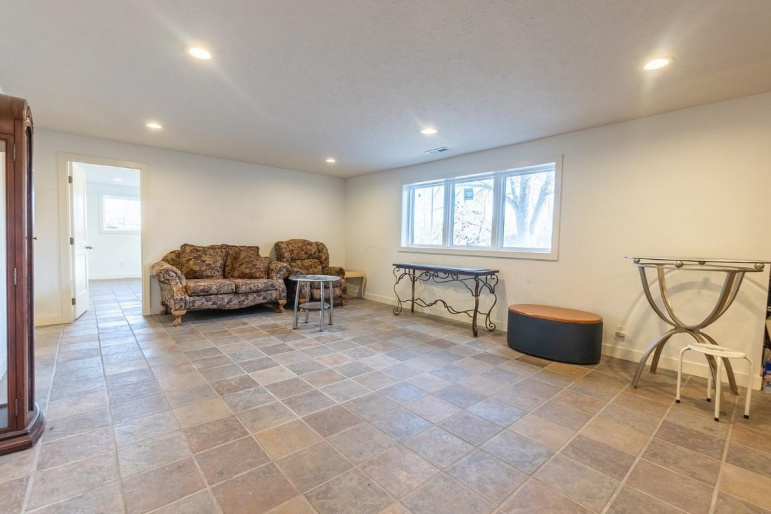 8585 2nd Avenue Kearney, Nebraska 68847, 5 Bedrooms Bedrooms, ,4 BathroomsBathrooms,Residential,For Sale,8585 2nd Avenue,20260135