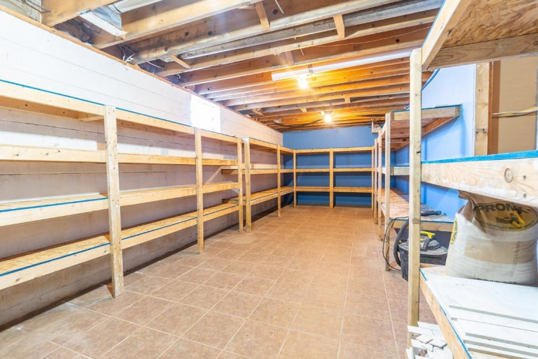 8585 2nd Avenue Kearney, Nebraska 68847, 5 Bedrooms Bedrooms, ,4 BathroomsBathrooms,Residential,For Sale,8585 2nd Avenue,20260135