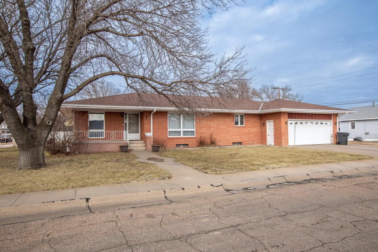 1502 N Street Franklin, Nebraska 68939, 4 Bedrooms Bedrooms, ,3 BathroomsBathrooms,Residential,For Sale,1502 N Street,20260131