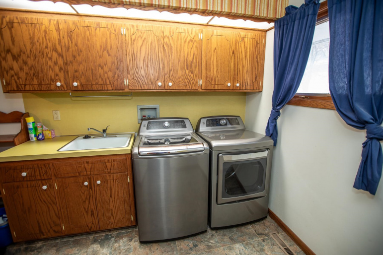 1502 N Street Franklin, Nebraska 68939, 4 Bedrooms Bedrooms, ,3 BathroomsBathrooms,Residential,For Sale,1502 N Street,20260131