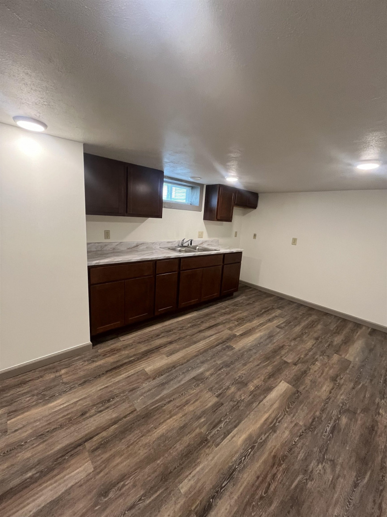 1950 W 6th Street Hastings, Nebraska 68901, 5 Bedrooms Bedrooms, ,2 BathroomsBathrooms,Residential,For Sale,1950 W 6th Street,20260123